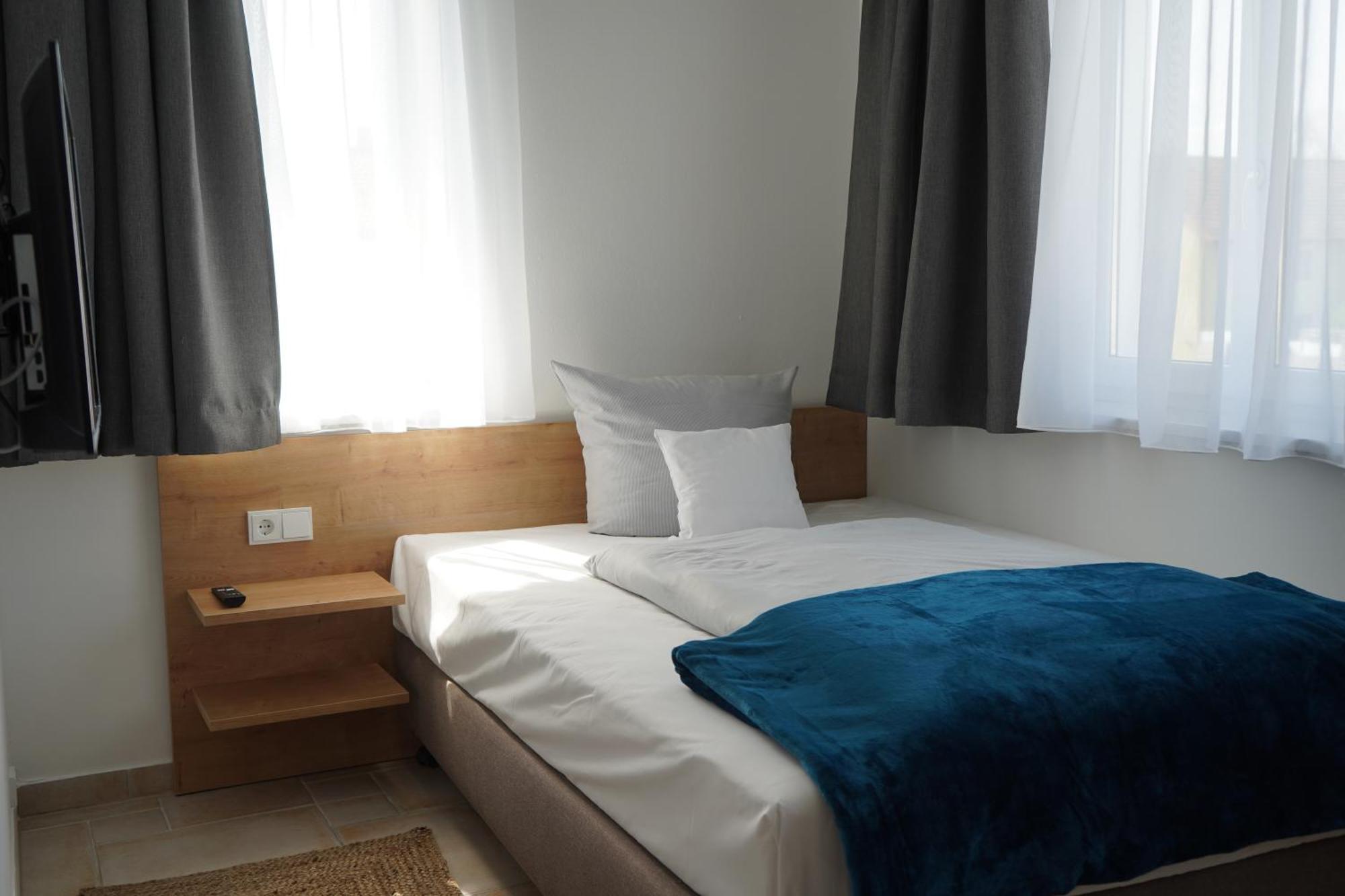 Eco Motel Wallersdorf Exteriör bild