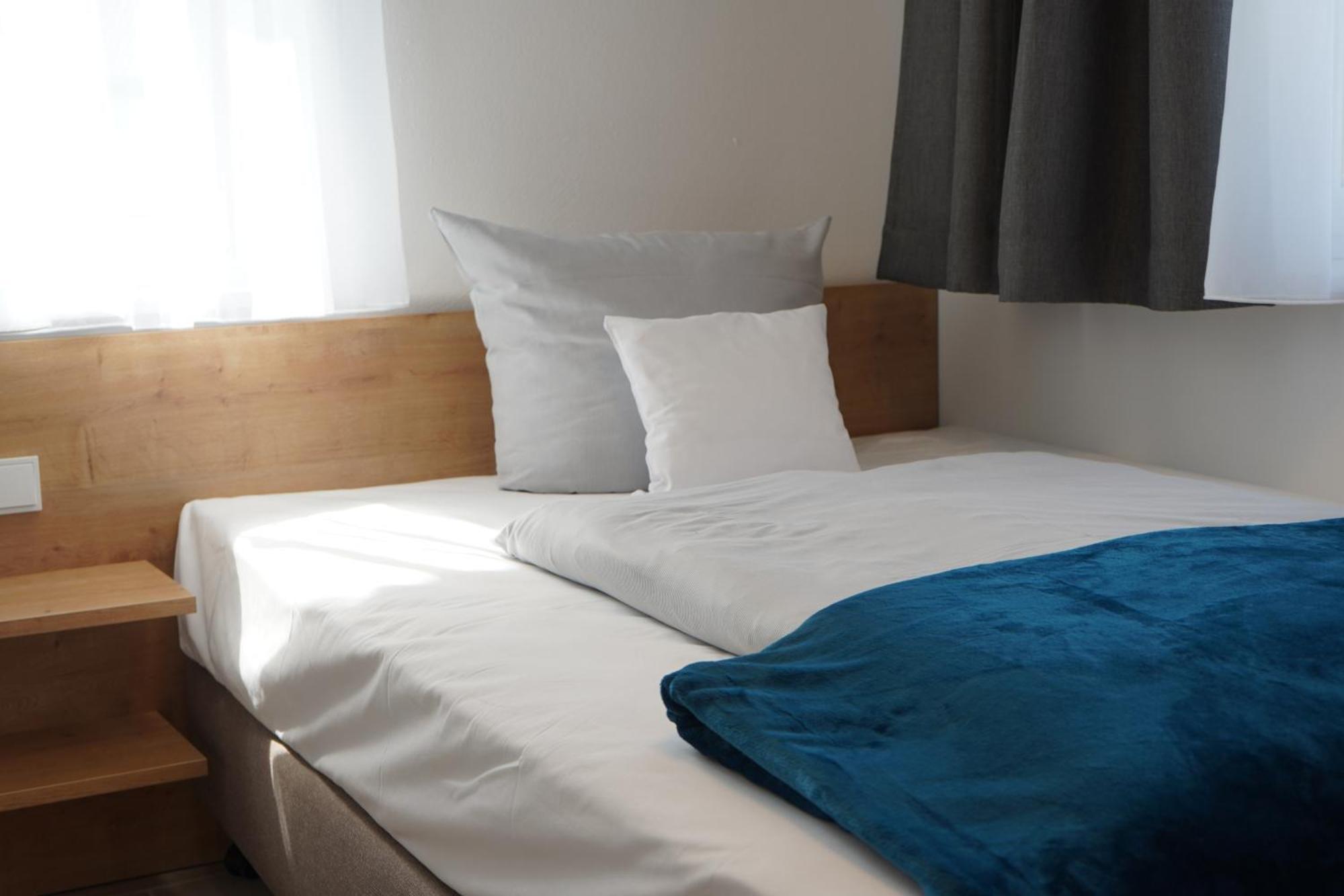 Eco Motel Wallersdorf Exteriör bild